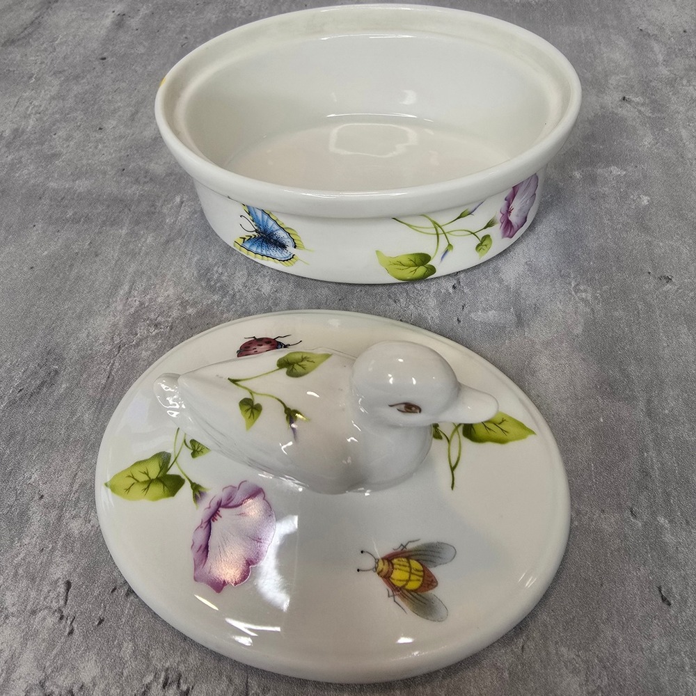 Vintage Ceramic Duck Trinket Box Butterfly Ladybug Floral Garden Porcelain Dish - Picture 8 of 10